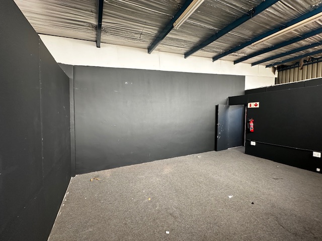 To Let Commercial Property for Rent in Maitland Western Cape